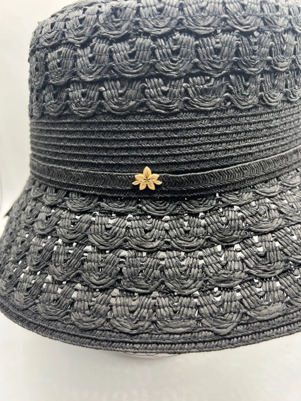 063. Capelli Crochet Bucket Hat